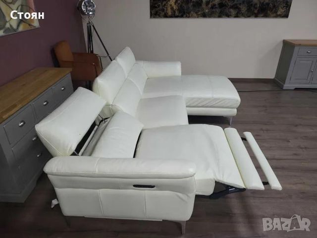 Светло кремав кожен ъглов диван с електрически релакс механизъм, снимка 2 - Дивани и мека мебел - 46475339