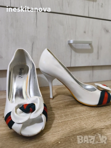Токчета, снимка 2 - Дамски обувки на ток - 53346310