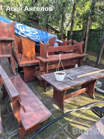 Маса с две пейки