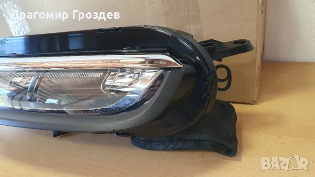 Оригинална, лява халогенна DRL (дневна светлина) с мигач за Citroën C3 III / Ситроен Ц3 III, снимка 5 - Части - 50144061