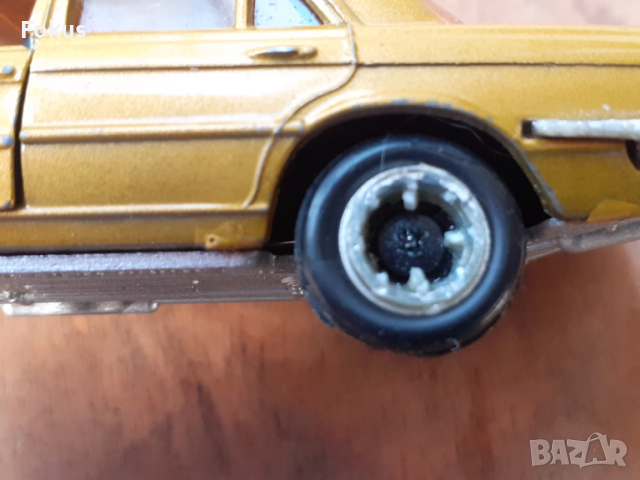Стара метална колекционерска количка Mercedes SE 350, снимка 5 - Антикварни и старинни предмети - 52828244