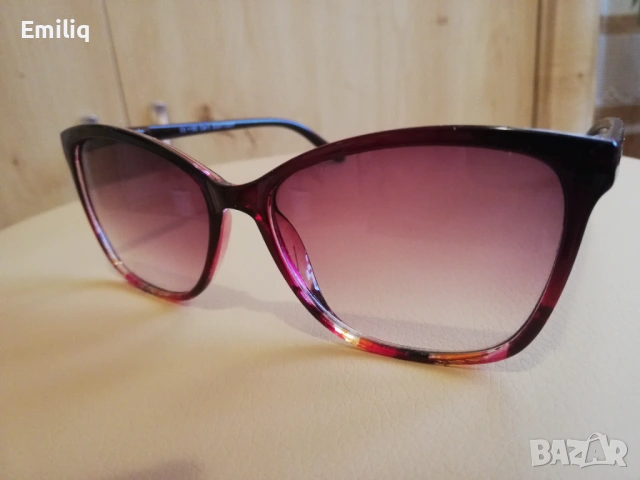 Нови Дамски Диоптрични Очила 2 в 1, снимка 2 - Слънчеви и диоптрични очила - 53667623