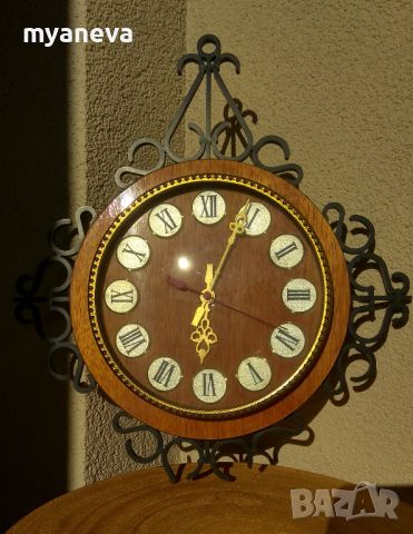 Vintage кварцов часовник Янтар . , снимка 2 - Стенни часовници - 45686732