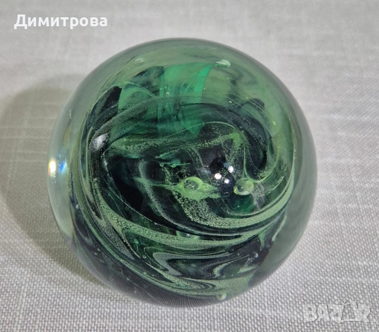 Завладяващи стъклени преспапиета , снимка 11 - Антикварни и старинни предмети - 52686243