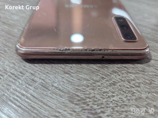 Samsung Galaxy A7, снимка 12 - Samsung - 52820312