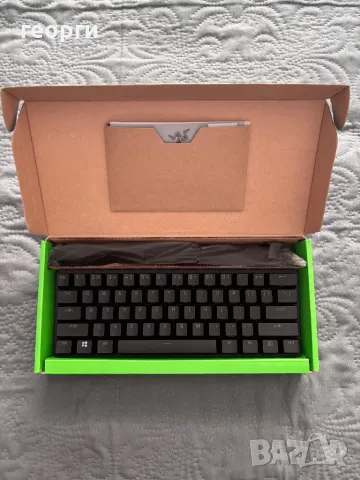 Механична клавиатура Razer - Huntsman Mini, Optical Red, черна, снимка 2 - Клавиатури и мишки - 48738092