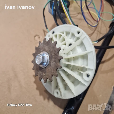 Мощен Безчетков Мотор 40 вл, снимка 2 - Други инструменти - 51309119