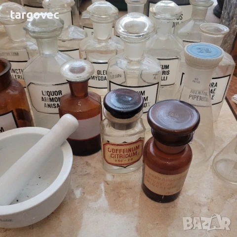 голяма колекция аптекарски шишета, снимка 5 - Антикварни и старинни предмети - 50576878