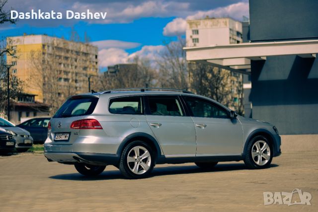 VW Passat Alltrack (B7) 2.0 TDI BMT 4Motion DSG, снимка 4 - Автомобили и джипове - 45496584