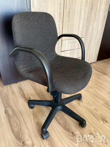 Офис стол в добро състояние