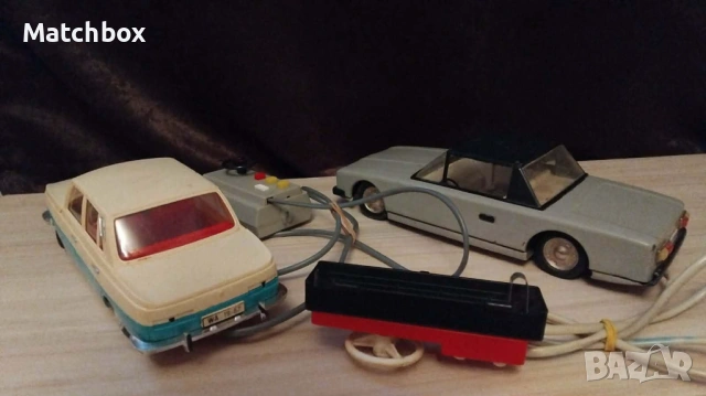 Стари играчки WARTBURG 353 DDR GDR PIKO ANKER 1/15 Lada , снимка 6 - Колекции - 50927447