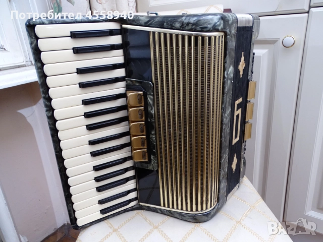 Акордеон Weltmeister – винтидж украса, декор - дом или заведение
