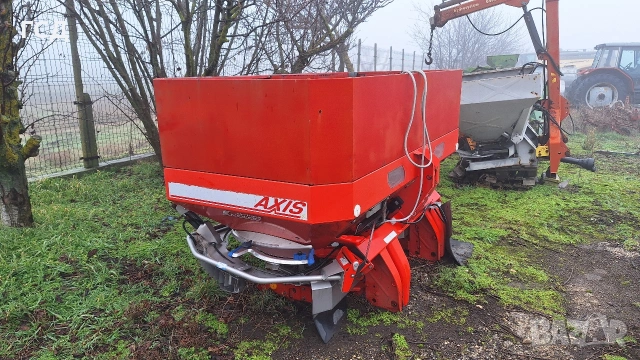 Торачка Rauch Axis 30.1Q с надстройка събира 3000кг. с компютър и ел кантар. , снимка 3 - Селскостопанска техника - 53588324