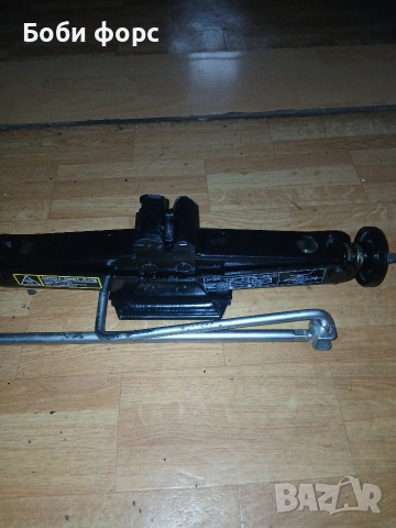 Нов крик Дачия Сандеро степуей 3 , снимка 4 - Аксесоари и консумативи - 54212778