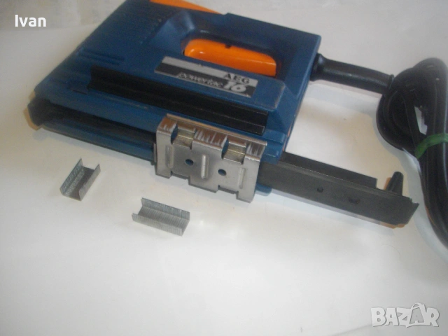 НОВ AEG Powertac 16 Професионален оригинален ел. такер с регулация за скоби до 15 мм , снимка 15 - Други инструменти - 53404832