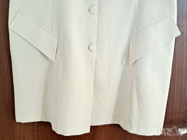 Дамско сако с къс ръкав-размер L, снимка 3 - Сака - 45717166