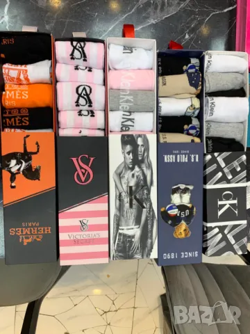 чорапи в кутия balenciaga tommy hilfiger fendi hugo boss versace victoria's secret hermes calvin kle, снимка 7 - Дамски чорапи - 50422787