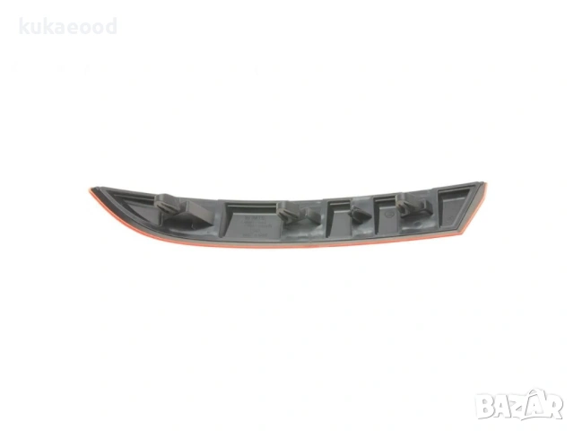 Рефлектор за задна броня на Skoda Octavia MK4 Pre-Facelift, снимка 3 - Части - 54105839