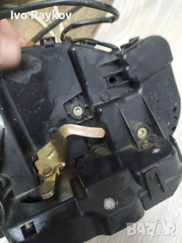 Брава , задна дясна врата за Mercedes Cls C219 , 41421126, снимка 10 - Части - 51845685