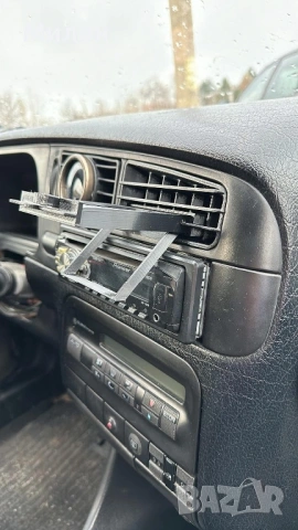 Поставка за чаши за Фолксваген Голф 2,3 и 4 и Поло 6n, снимка 3 - Аксесоари и консумативи - 53055558