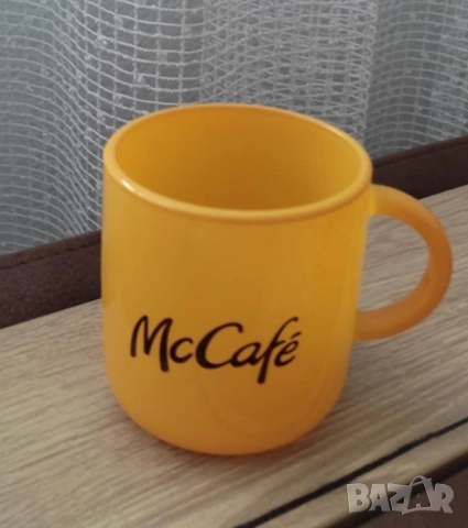 Стъклена чаша за кафе/чай* Нова в кутия