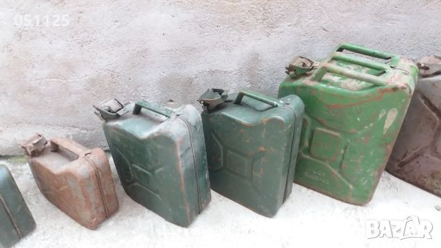 метални военни туби за гориво 5, 10 и 20 литра , снимка 6 - Други ценни предмети - 45812026