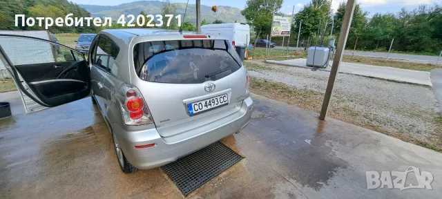 Продава Toyota Corolla Verso 2.2, снимка 18 - Автомобили и джипове - 46922057