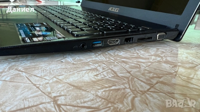 Лаптоп Asus X501, снимка 8 - Лаптопи за дома - 53614150