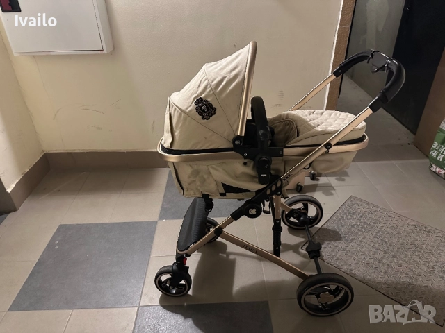 Продавам детска количка kikka boo