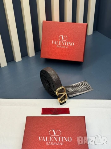 колани от естествена кожа в кутия valentino garavani 