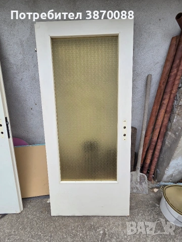 Дървена врата