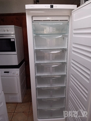 Огромен вертикален фризер Liebherr с 8 чекмеджета Made in Germany 2 години Гаранция!, снимка 6 - Фризери - 53776202