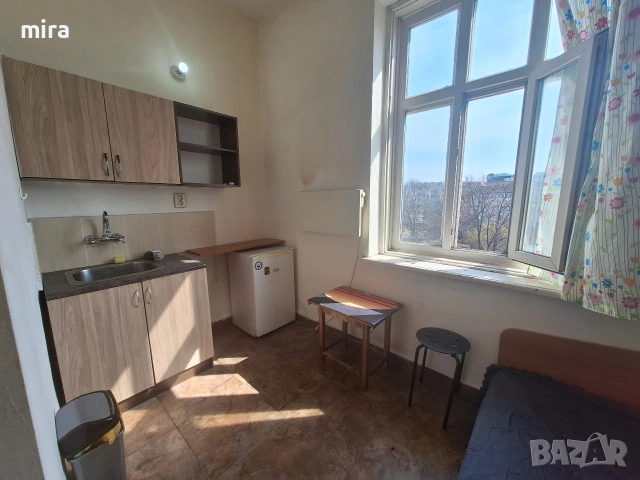 Обзаведено тухлено ателие Център до метро Лъвов мост, снимка 3 - Апартаменти - 53703507