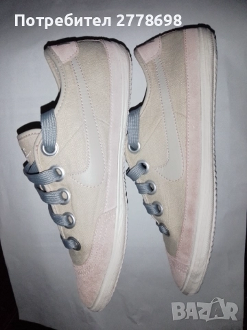 НОВИ ДАМСКИ КЕЦОВЕ "NIKE" РАЗМЕР-38, снимка 5 - Кецове - 52352754