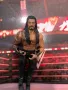 Екшън фигура WWE Roman Reigns Роман Рейнс Elite Series играчка Black + Gold Lining, снимка 6