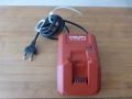 Зарядно С 4/12-50 за машини 12 V с 4 батерии HILTI Хилти, снимка 2