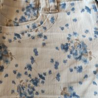 къси дънкови панталонки на сини цветя , снимка 2 - Къси панталони и бермуди - 45254211