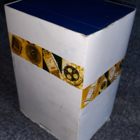 Кутия и книжка за часовник Tissot, снимка 2 - Други - 45063063