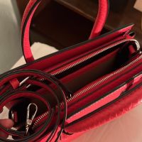 Червена дамска чанта с мотив змийска кожа , снимка 2 - Чанти - 45485866