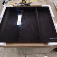 Стъкло керамичен плот Bosch за вграждане , снимка 1 - Котлони - 45680235