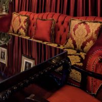 Луксозни масивни червени големи дивани ( заведение, наргиле бар, хотел ), снимка 2 - Дивани и мека мебел - 45688466