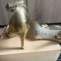 Нови елегантни обувки и рокля , снимка 5 - Дамски обувки на ток - 45782069