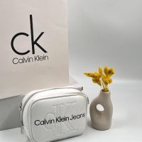 Чанта Calvin Klein, снимка 5 - Чанти - 45797653