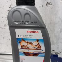 Honda спирачна течност, снимка 2 - Аксесоари и консумативи - 45375408