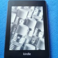 Kindle Paperwhite 10 Generation  с подсветкта, снимка 1 - Електронни четци - 45544448