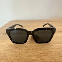 Слънчеви очила, снимка 1 - Слънчеви и диоптрични очила - 45872629