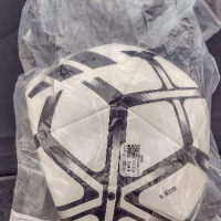 Футболна топка /Оригинална/ Adidas Starlancer Club, Размер 5, Бял/Черен, снимка 2 - Футбол - 44956141
