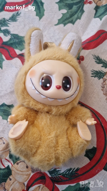 Labubu have a seat Лабубу седнало, снимка 1