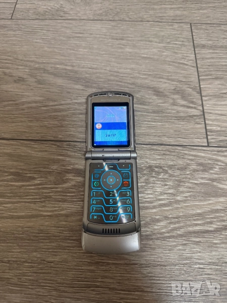 Motorola v3 Silver V3 Сив, снимка 1