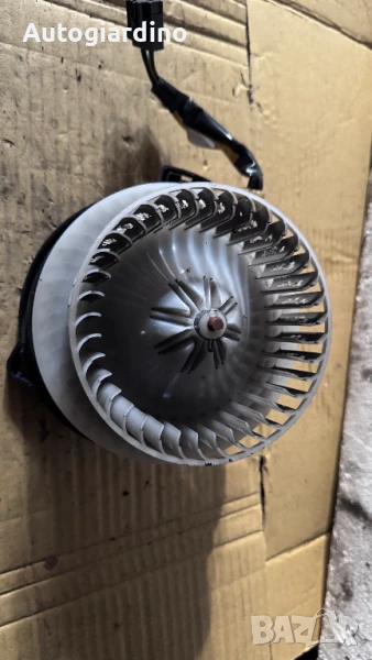 Вентилатор за парно зa Toyota Prius  - 94000-1390, снимка 1